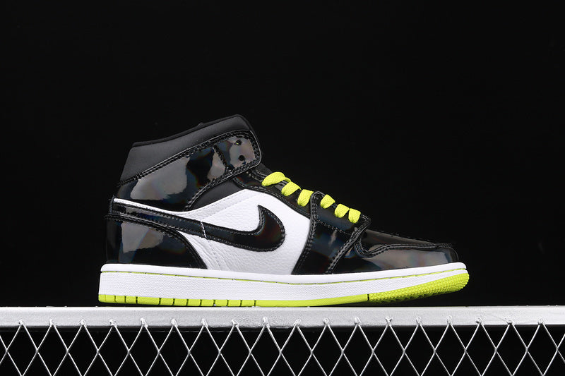 AJ1 Mid