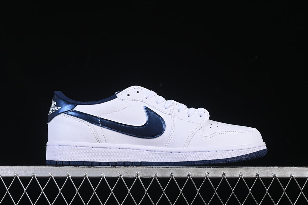 AJ1 Low