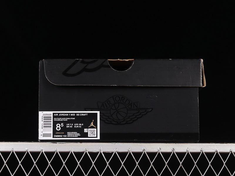 AJ1 Mid