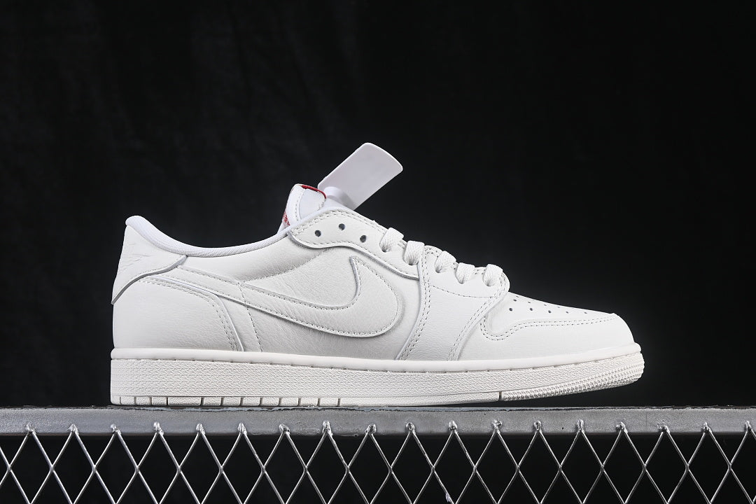 AJ1 Low