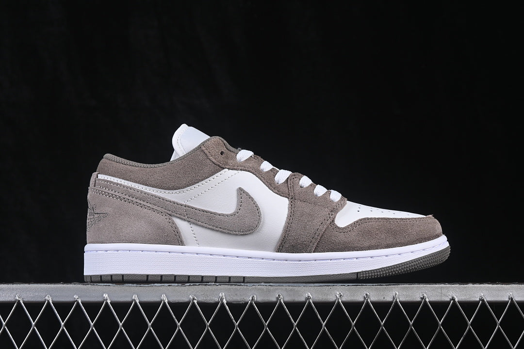 AJ1 Low