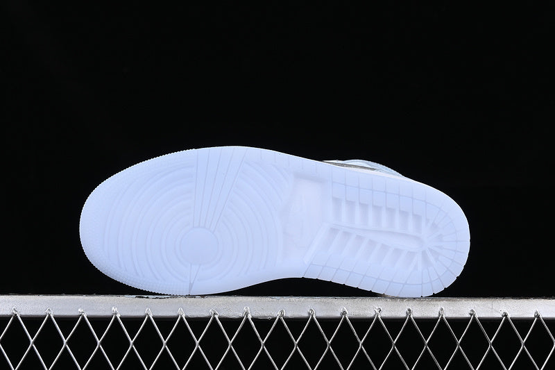 AJ1 Mid