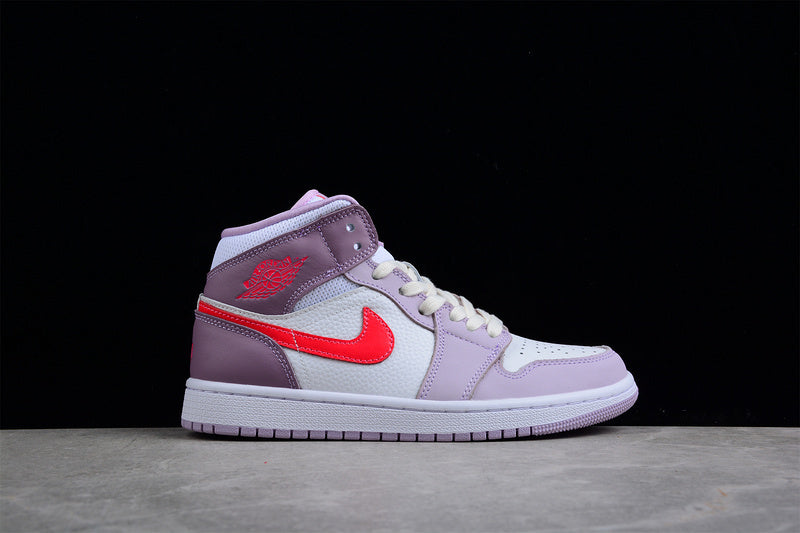 AJ1 Mid
