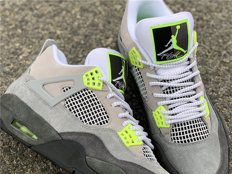 AJ4