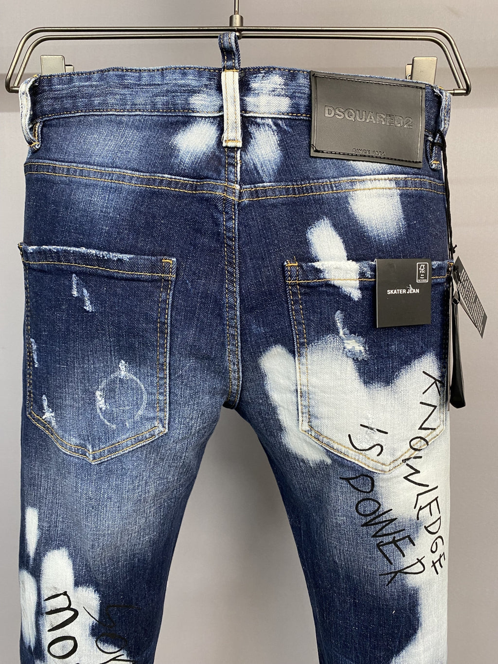 D2 Jeans