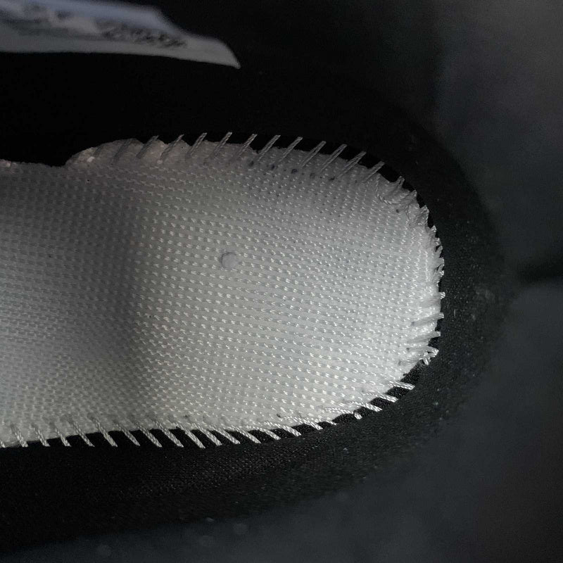 AJ4