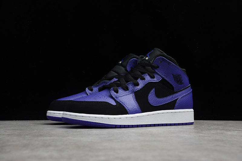AJ1 Mid