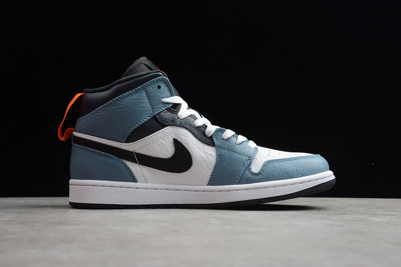 AJ1 Mid