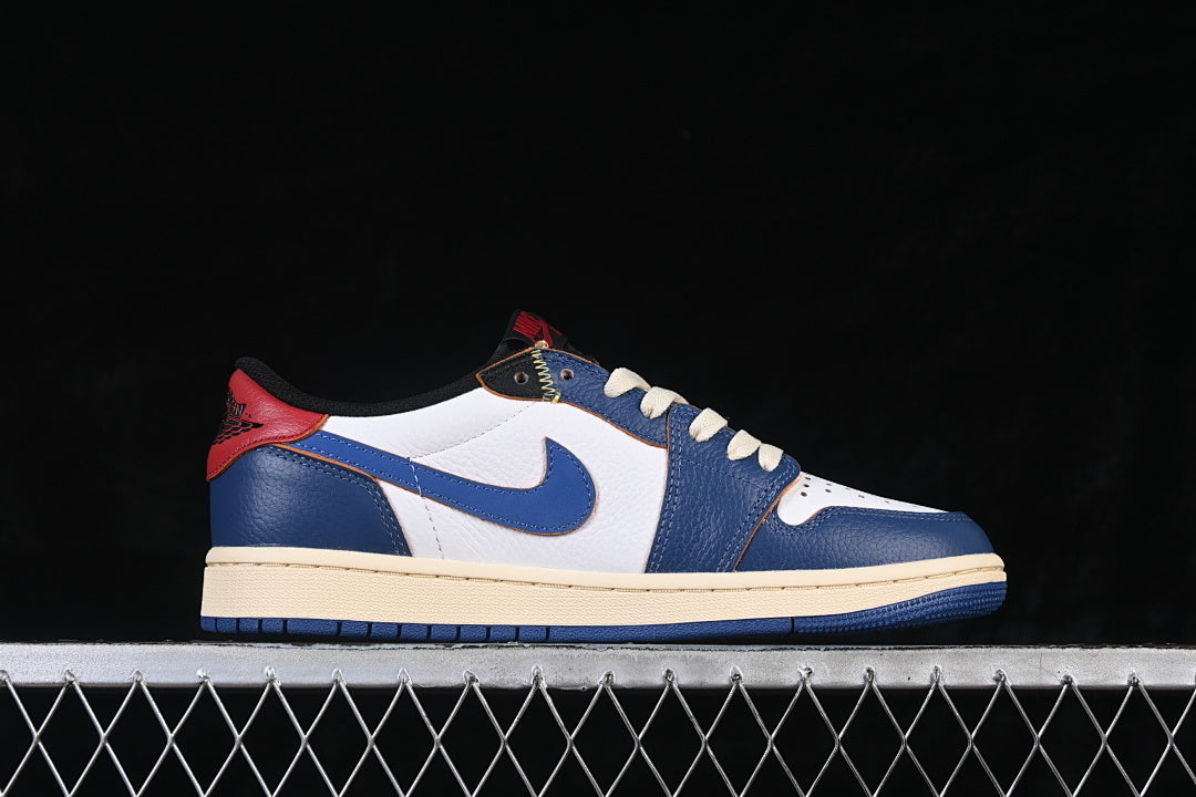 AJ1 Low