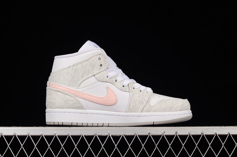 AJ1 Mid