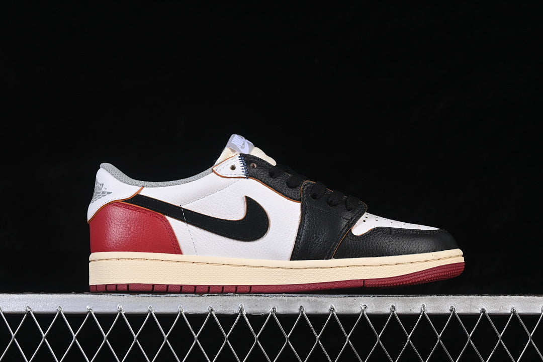 AJ1 Low