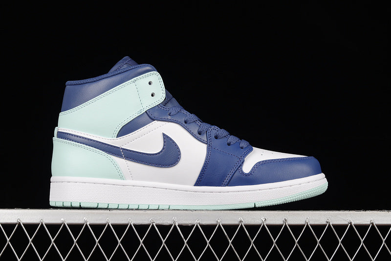 AJ1 Mid