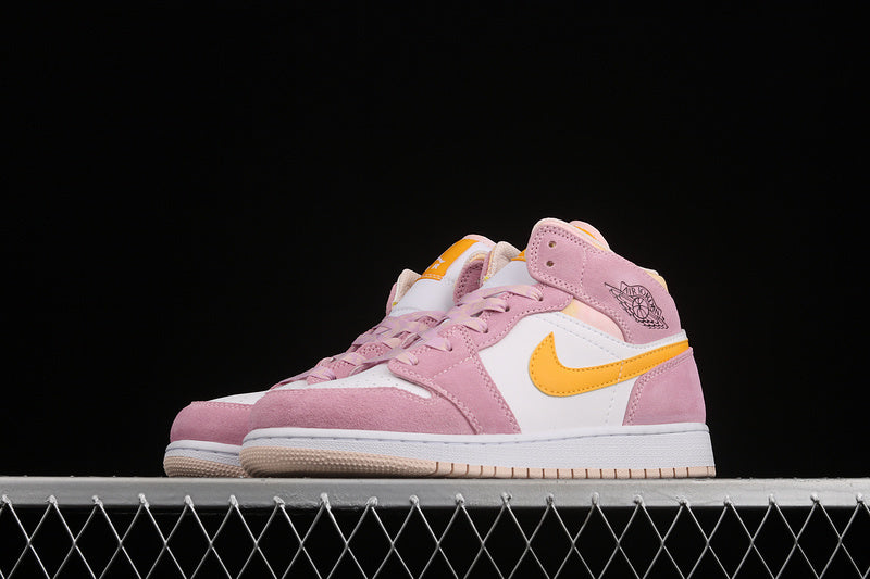 AJ1 Mid