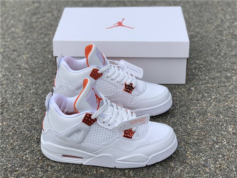 AJ4