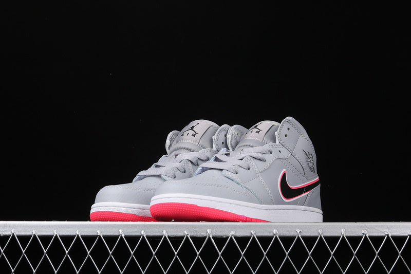 AJ1 Mid