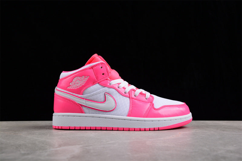 AJ1 Mid