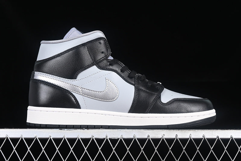 AJ1 Mid