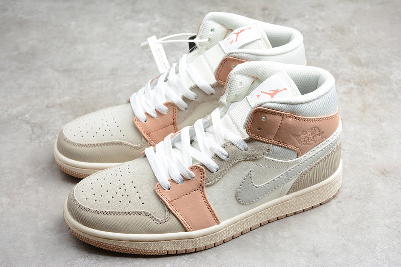 AJ1 Mid