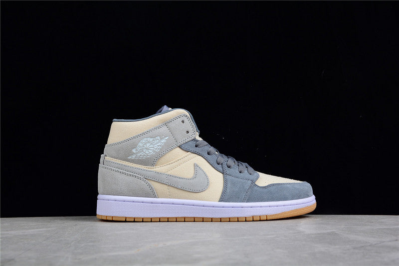 AJ1 Mid