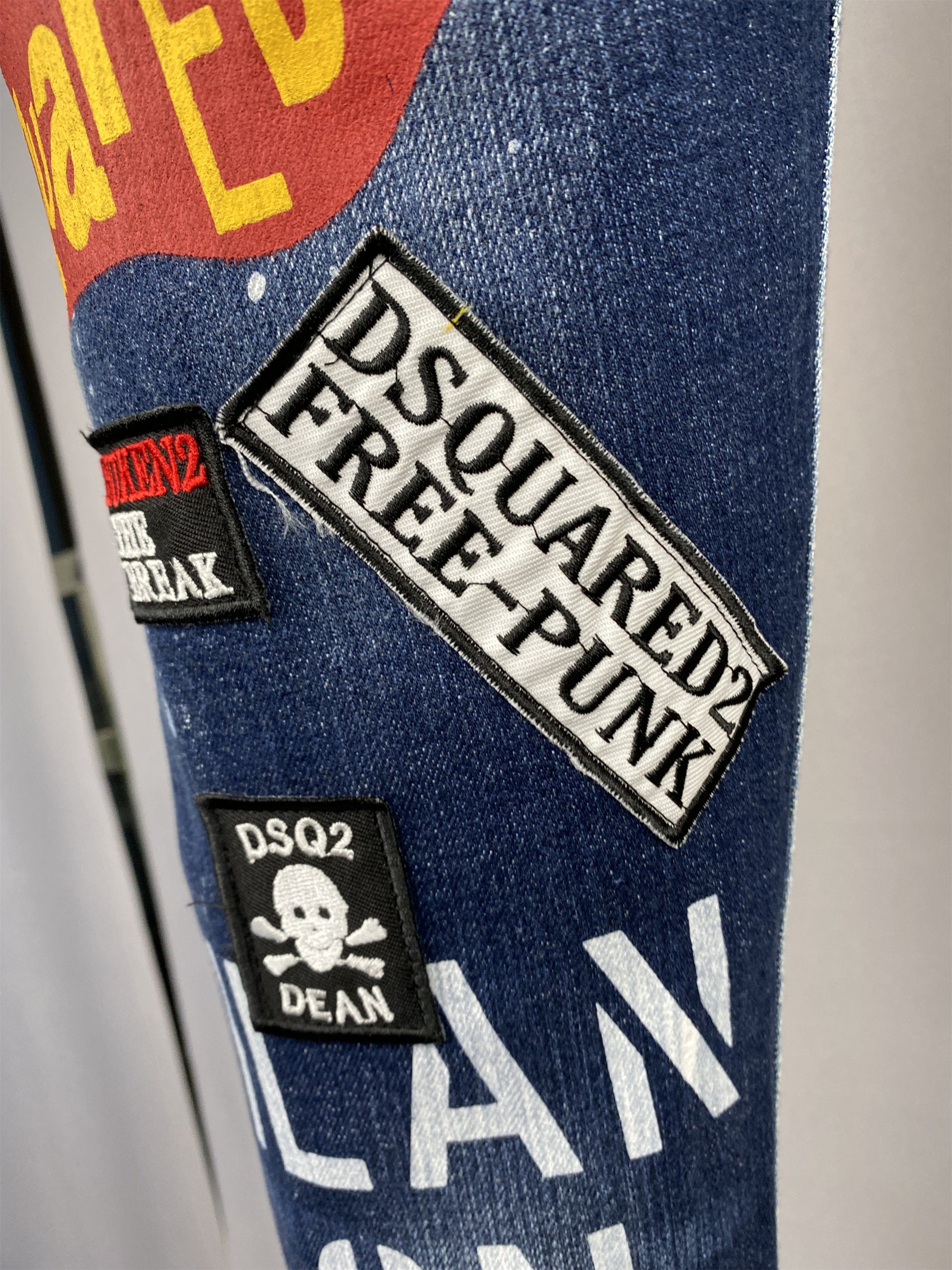 D2 Jeans
