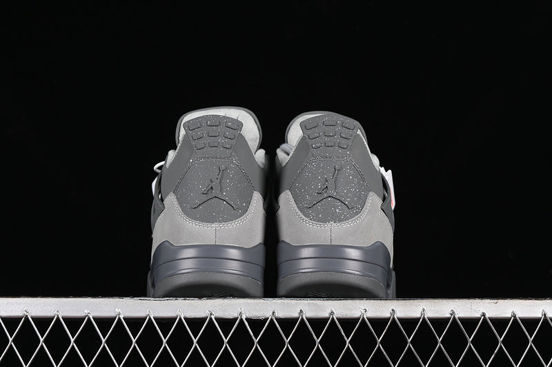 AJ4