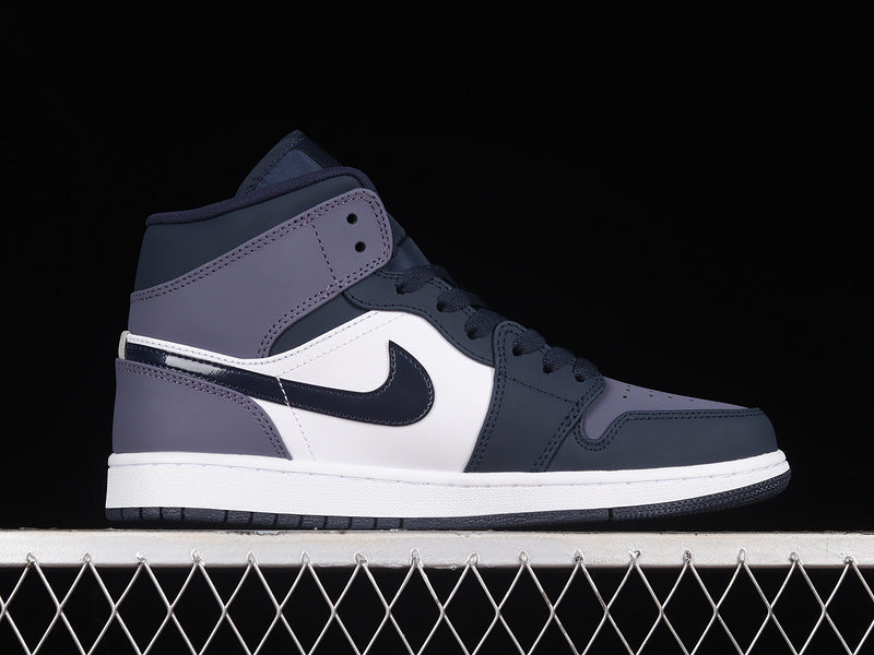 AJ1 Mid