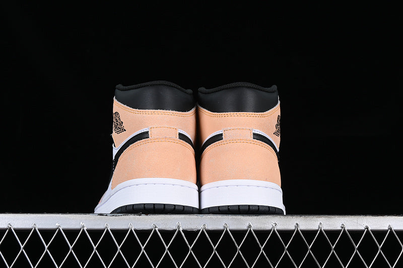 AJ1 Mid