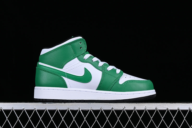 AJ1 Mid