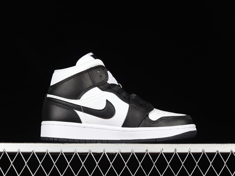AJ1 Mid