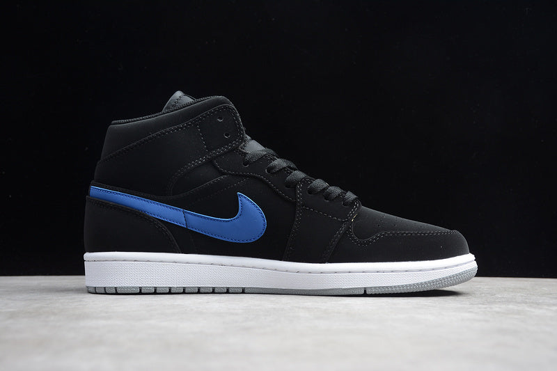 AJ1 Mid