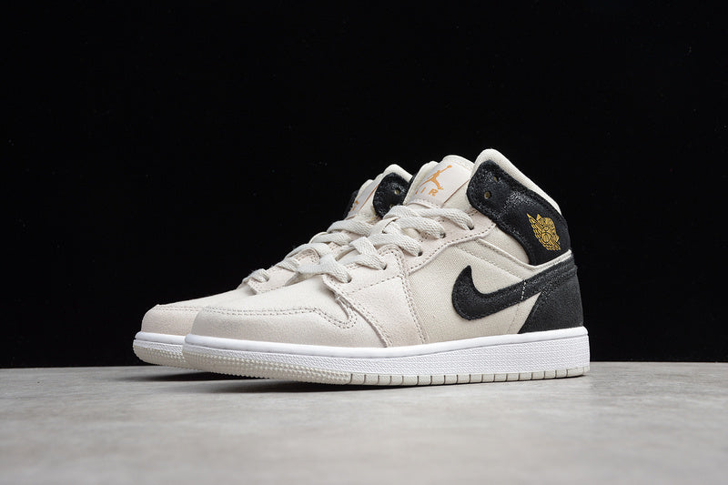 AJ1 Mid