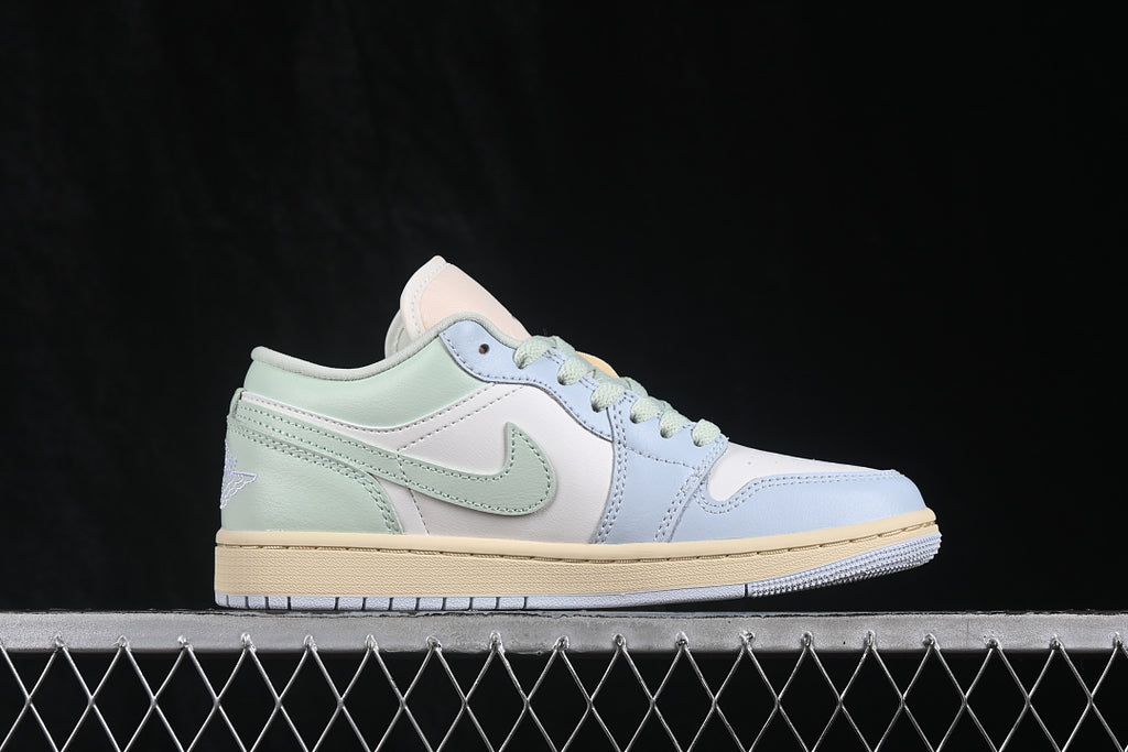 AJ1 Low