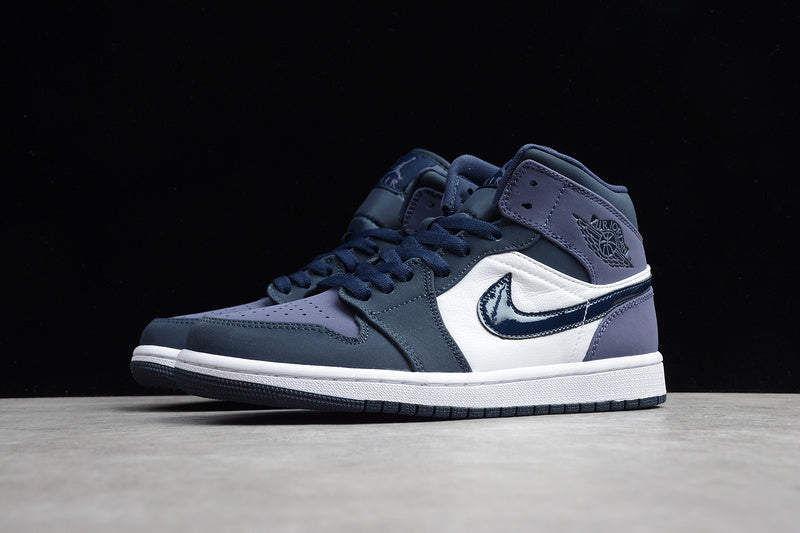 AJ1 Mid