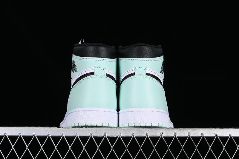 AJ1 High
