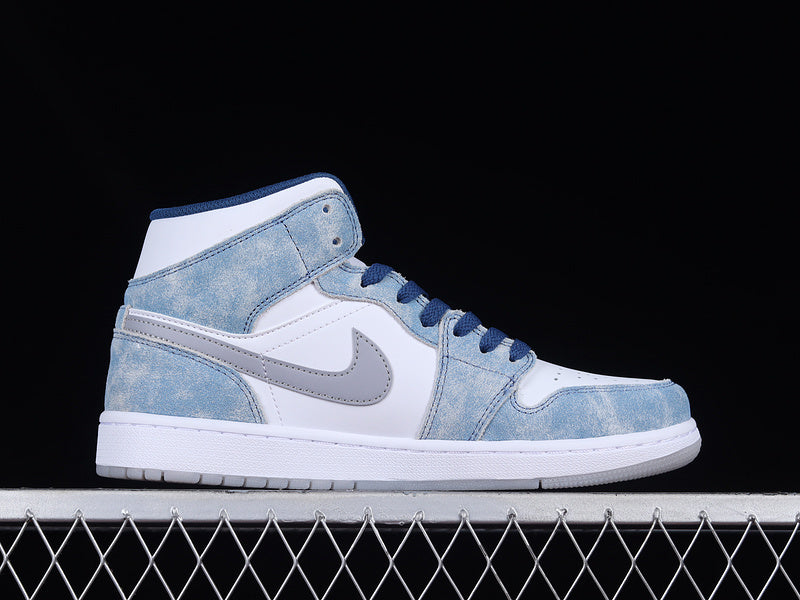 AJ1 Mid