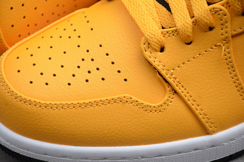 AJ1 Mid