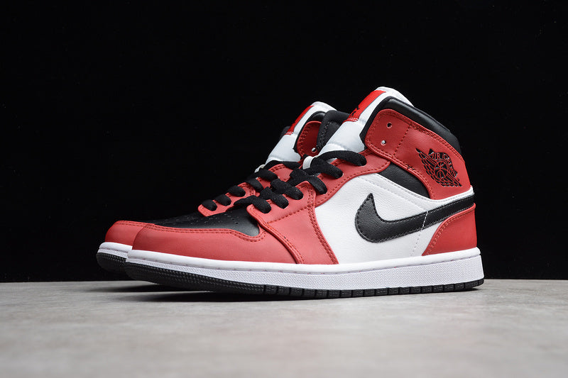 AJ1 Mid