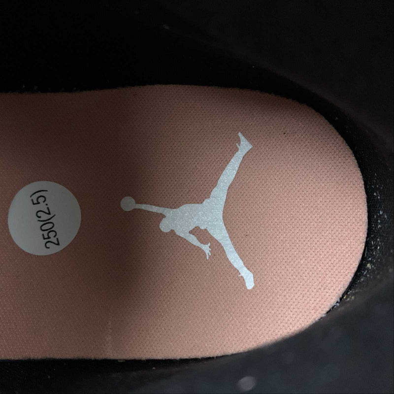 AJ1 Mid