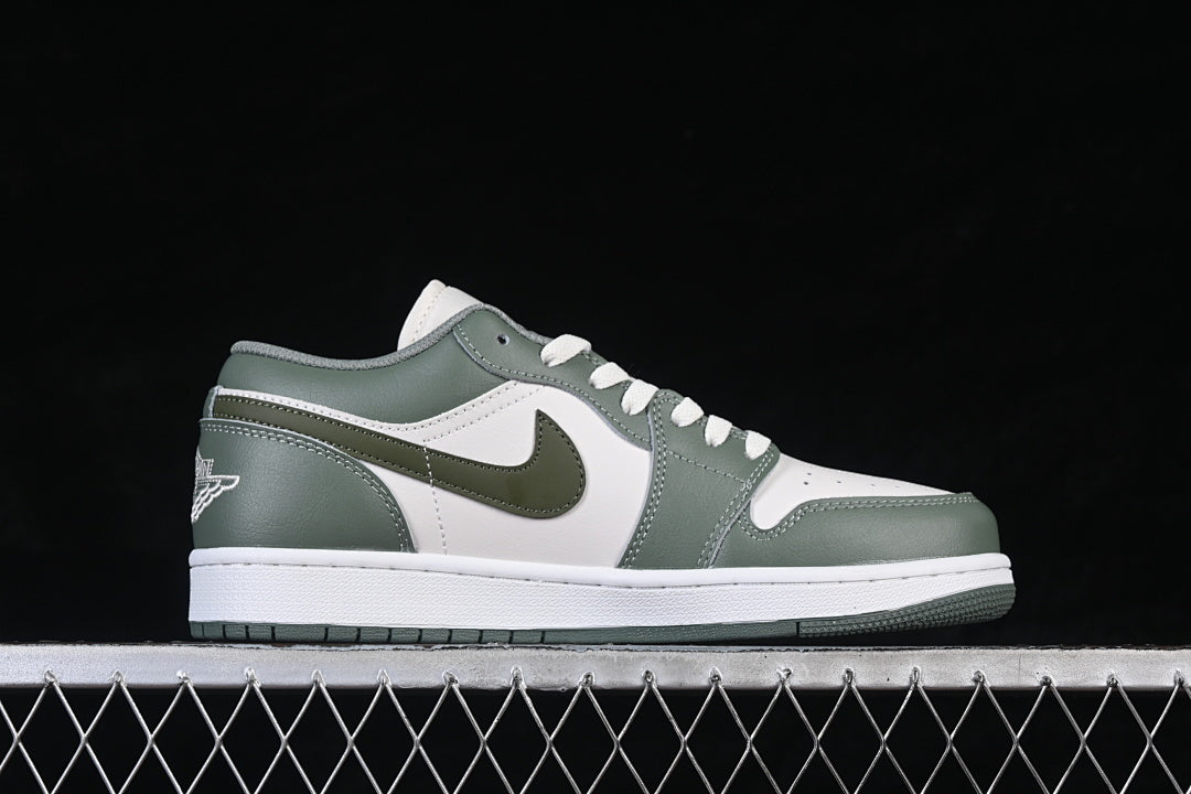 AJ1 Low