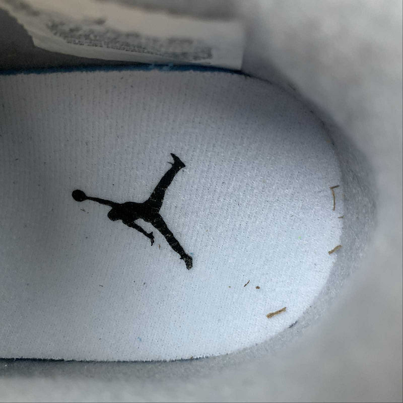 AJ4