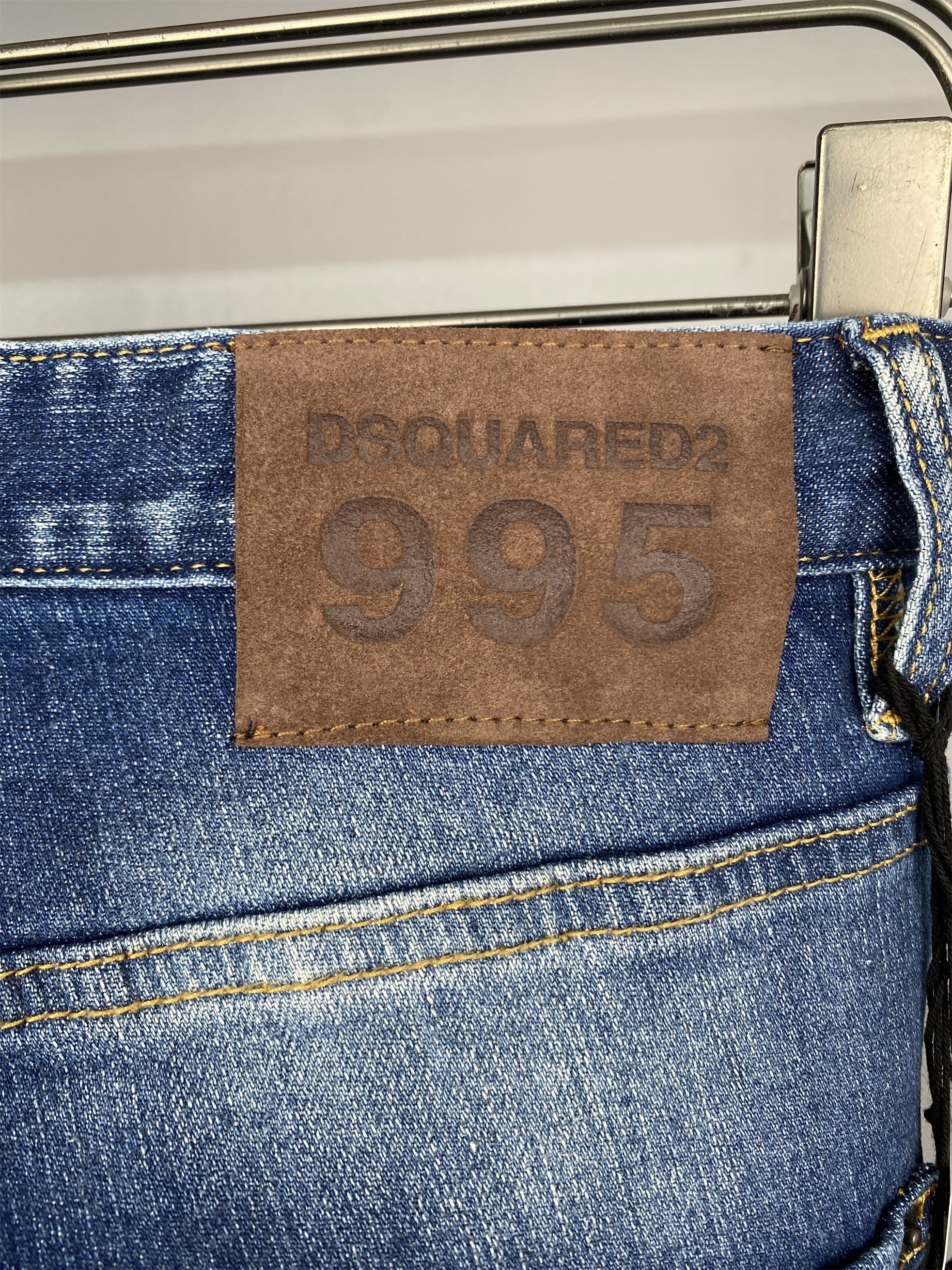 D2 Jeans