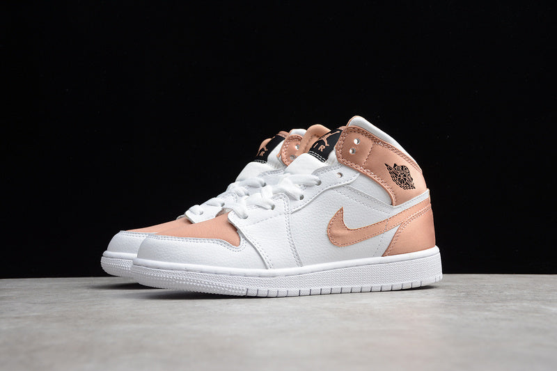 AJ1 Mid