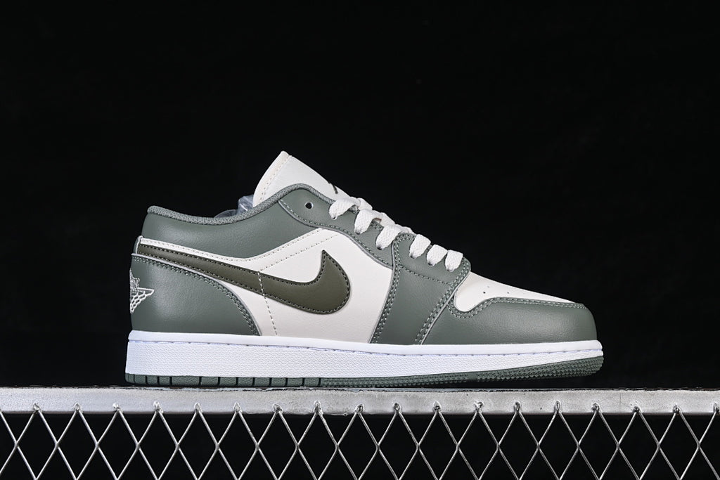 AJ1 Low