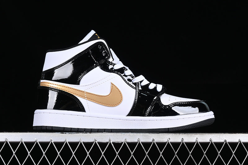 AJ1 Mid