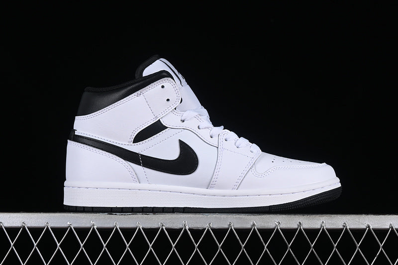 AJ1 Mid