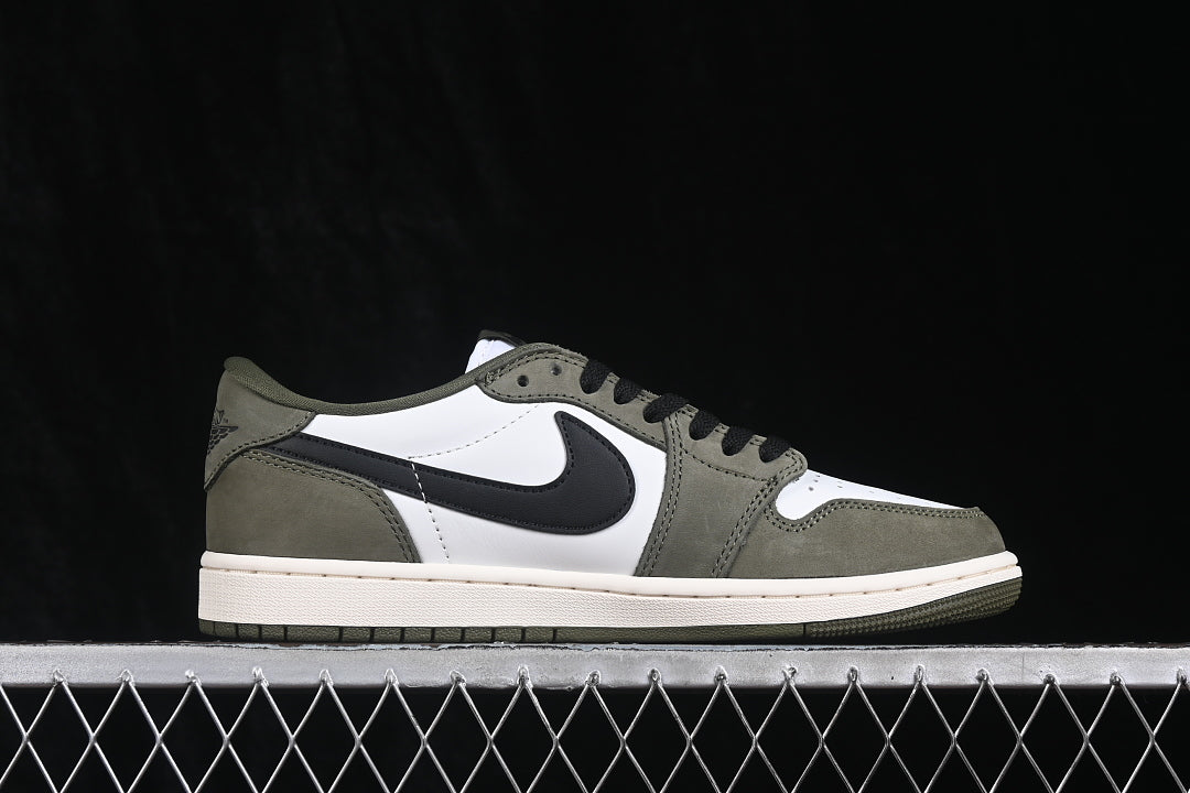 AJ1 Low