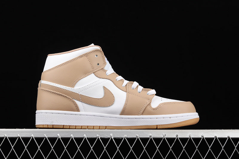 AJ1 Mid
