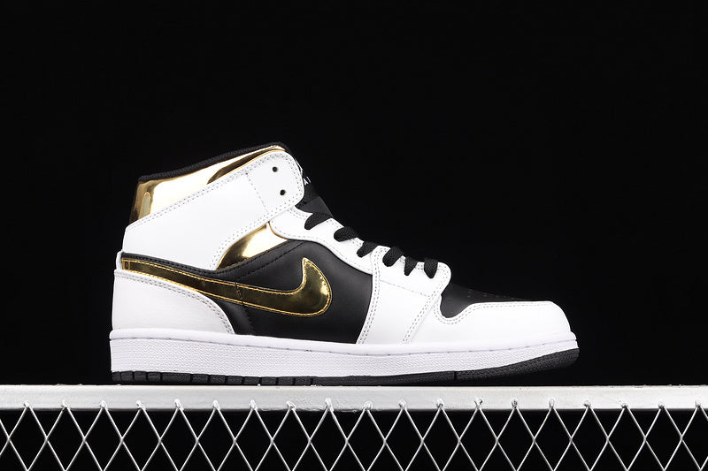 AJ1 Mid