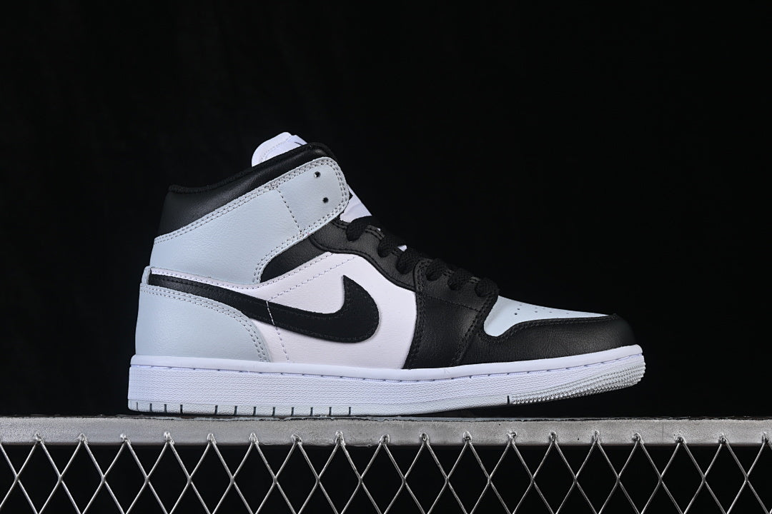 AJ1 Mid