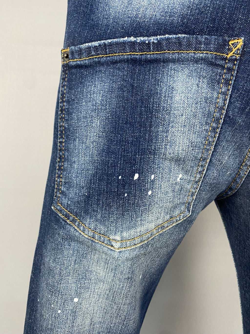 D2 Jeans